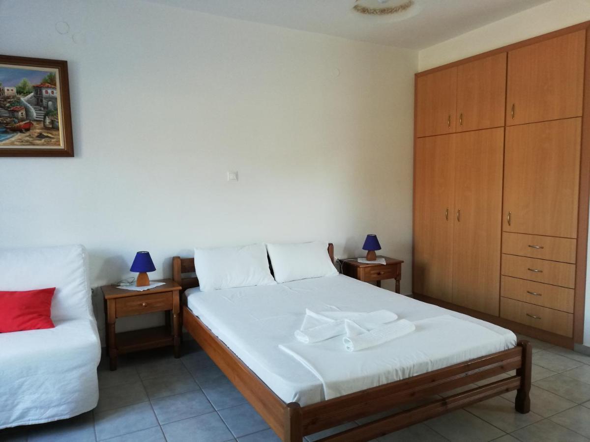 Blue House Aparthotel Acherounes ภายนอก รูปภาพ